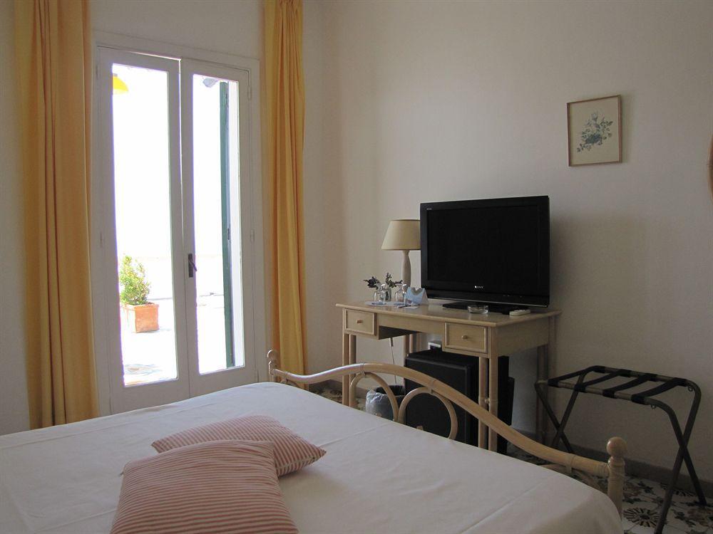 Appartamenti Casa Del Sole Sant'Angelo  外观 照片