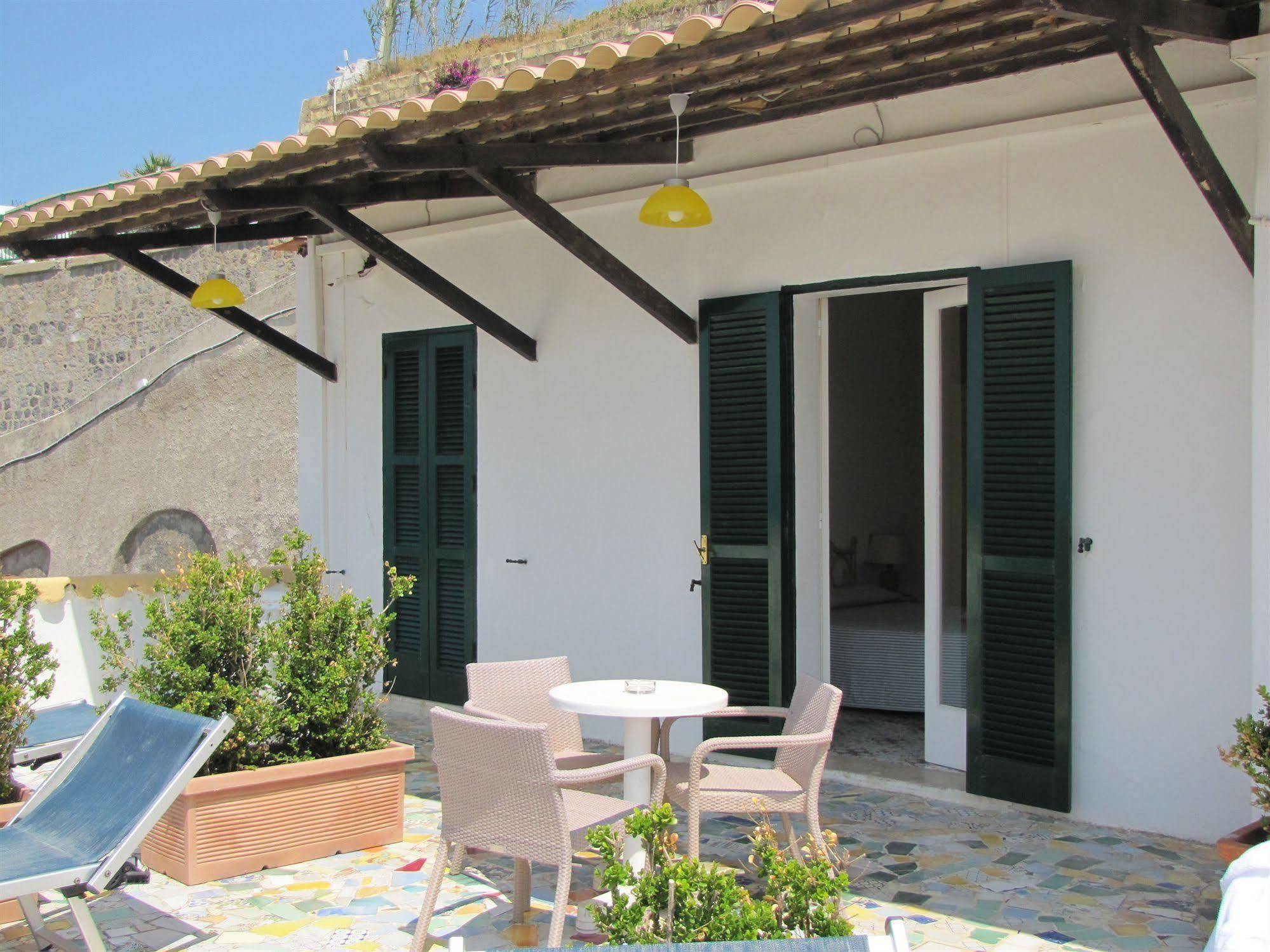 Appartamenti Casa Del Sole Sant'Angelo  外观 照片