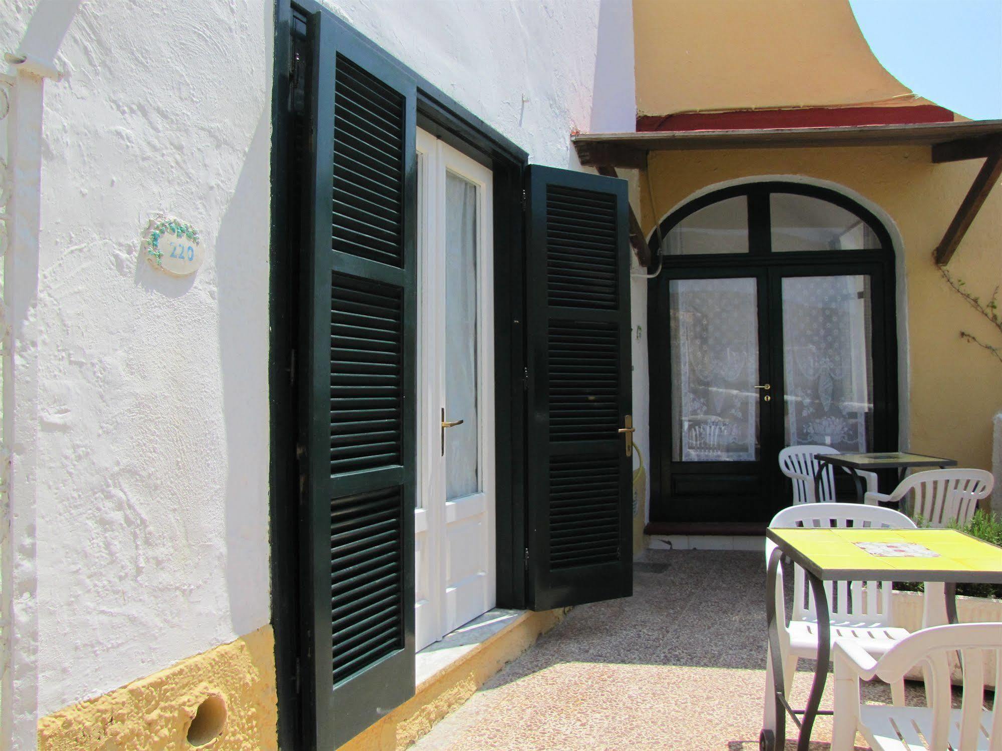 Appartamenti Casa Del Sole Sant'Angelo  外观 照片